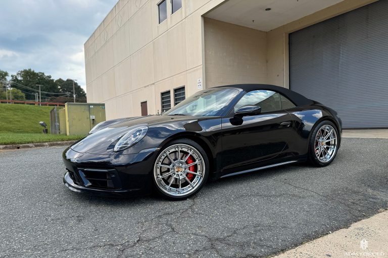 Porsche 911 Carrera 4S on the ADM Forged PF304 in the Polished finish with center cap cut for OE Porsche.
